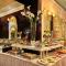 Queens Astoria Design Hotel
