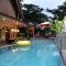 THE OASIS 4BR Private Pool Pet-Friendly Villa Vimala Hills - Gadok 1