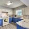 Charming Mountain Home Getaway with Gas Grill!