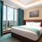Blossom Hotel Houston, Curio Collection by Hilton