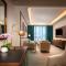 Blossom Hotel Houston, Curio Collection by Hilton