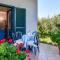 Stunning Home In S, M, Di Castellabate With 3 Bedrooms And Wifi