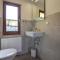 2 Bedroom Cozy Home In Mariendorf