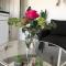 Ocean Drive Boutique Apartment continental Breakfast & Tray