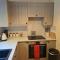 Fisherman Cottage - ideal for Trades and couples part of Langley Serviced Apartments Has outside steps