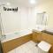 Travaal.©om - 2 Bed Serviced Apartment Farnborough - Farnborough