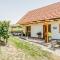 Stunning Home In Gaas Weinberg With Wifi And 1 Bedrooms - Pinkakertes