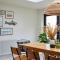 Major House- Luxury Pembrokeshire Coastal Getaway