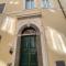 Sunny Trevi Home with terrace
