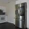 Entire 3 Bedroom Home with Golf Putting & hot spa