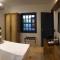 Sandi Hotel