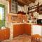 Family friendly house with a swimming pool Talez, Vis - 8850