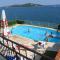 Seaside apartments with a swimming pool Seget Vranjica, Trogir - 2571 - 特罗吉尔