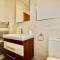23 Bossiney Bay