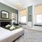 JOIVY Homely Apt by St Giles with Desk - Edimburgo