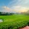 Beautiful Apartments at Tarudhan Valley Golf Resort, Manesar - Гургаон