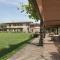 Olimagio Farm Stay with animals and 25m pool, beach at cycling distance