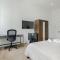 HoMa Homestay Hotel by Olympic Stadium Montreal Auberge-Hostel