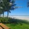 APARTAMENTO À BEIRA MAR - PÉ NA AREIA - Ilhéus