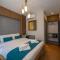 Lynda Hotel