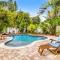 Sea Palm Cottage