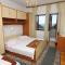 Apartments with a parking space Brela, Makarska - 6906 - Brela