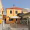 Apartments by the sea Pasman - 8295