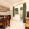 Apartments with a parking space Sali, Dugi otok - 8172