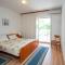 Apartments with parking space Pasman - 8214