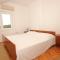 Apartments by the sea Muline, Ugljan - 8520