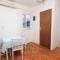 Studio Slano 8599a
