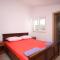 Apartments by the sea Basina, Hvar - 8754