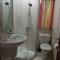 3 Bed Modern Air-conditioned Apartment with Roof Terrace - Ample Parking