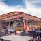 Sandy Beach Resort By Casa Loma