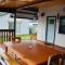 Mistys Beachside Cottage - Bring your own linen.