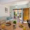 Peris House Souda