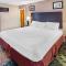 Travelodge by Wyndham Great Barrington Berkshires - Great Barrington