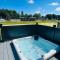 Laburnum Lodge with Hot Tub - York