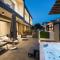 Valen Mare Suites