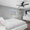 Heated Pool House Only 5 Minutes to Gulf Beaches!