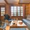 Family Friendly Private Log Home 6 Person Remote Work Breathtaking Mountain Views