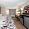 Red Roof Inn Clifton Park - كليفتون بارك