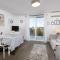 Awesome Apartment In Njivice With Wifi - Njivice