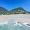 Flat Iron Apartments by Quokka 360 - modern building 5 min from the centre of Lugano - Viganello