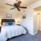Beautifully Updated PC condo w Pool, Hot Tub, Gym!