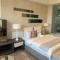 Sandton Skye Stylish Apartment free WIFI & Gym