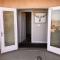 PRIVATE VIEW ON THE LAKE SIDE OF 95! Sleeps 16
