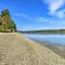 Dreamy Wooded Cabin with Private Beach and Kayaks! - Olympia