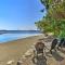 Dreamy Wooded Cabin with Private Beach and Kayaks! - Olympia