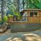 Dreamy Wooded Cabin with Private Beach and Kayaks! - Olympia